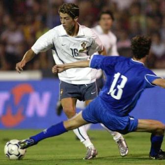 Primer debut de cristiano ronaldo en la seleccion de portugal