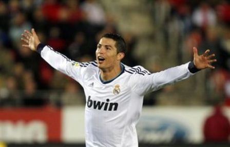 cristiano ronaldo en el once mundial de fifa fifpro 2012