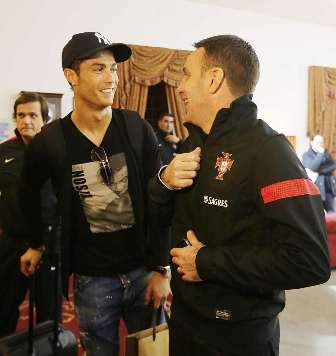 cristiano ronaldo llega a la concentracion de su seleccion