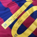 Messi le envió su camiseta firmada al hijo de Mourinho